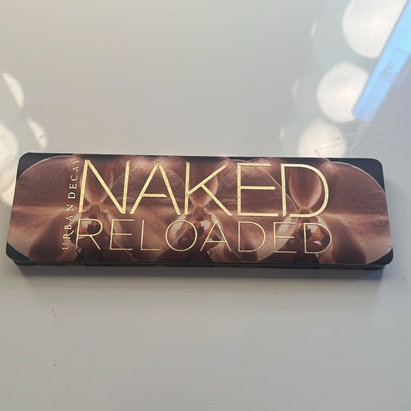 NWT Urban Decay Naked Reloaded Palette - Picture 4 of 5